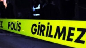 duvari-delip-gizlice-banyoya-kamera-yerlestirdi-sapik-komsu-yakalandi-Oynyd6KO