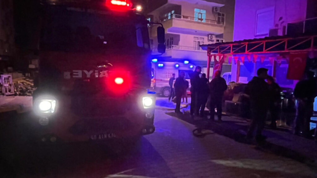 Başakşehir’de Market Hırsızlığı: Değerli Eşya Dolu Çanta Çalındı!